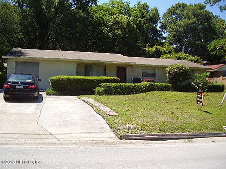 1st image of 2516 Barry Dr S
