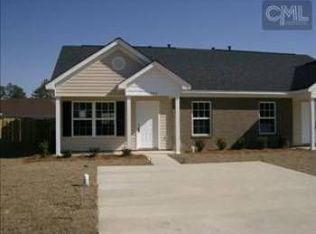 242 Crickhollow Cir, Lexington, SC 29073