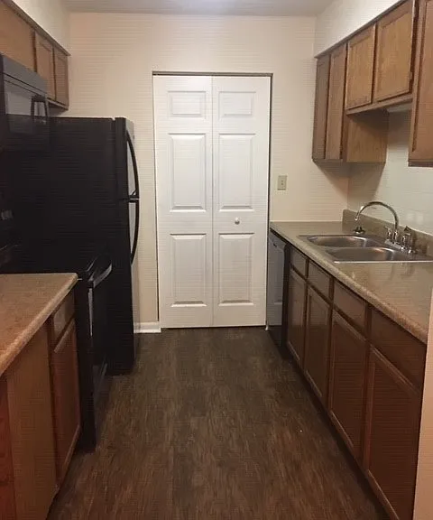 2415 Sandalwood Creek Ct #E — Photo 1