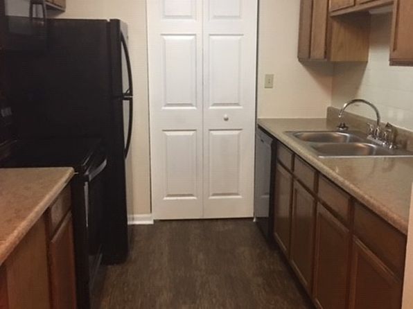 2415 Sandalwood Creek Ct APT E