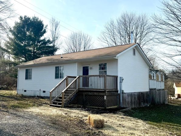 43 S Highland Ct, Howard, OH 43028