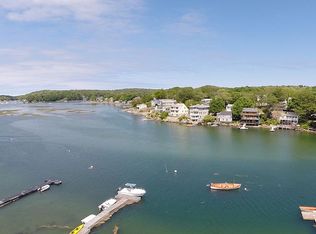 14 Riverside Ave, Gloucester, MA 01930