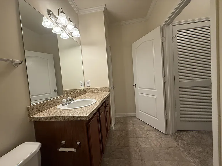 Wesley Kensington Apartments at Stonecrest — Photo 103