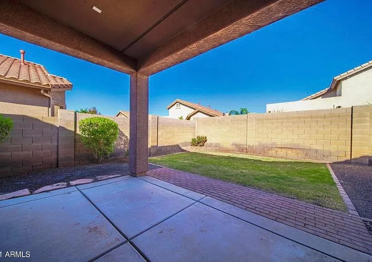 3010 W Languid Ln — Photo 31