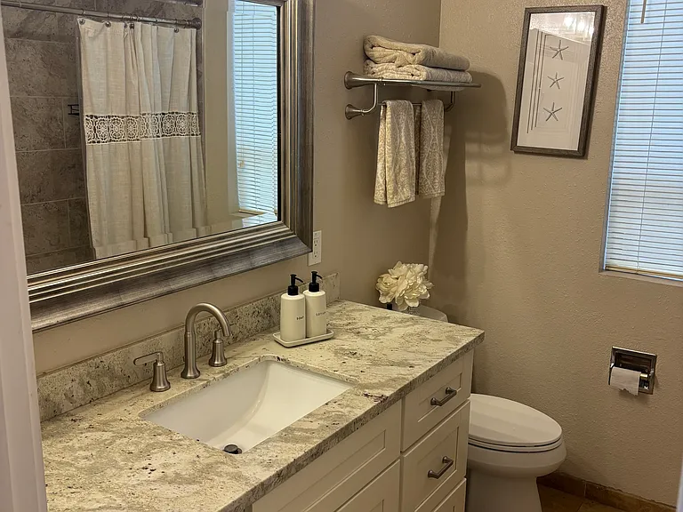High Meadow Dr — Photo 9