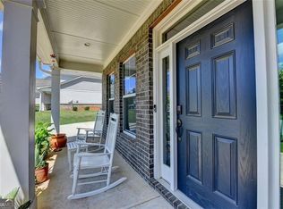 6867 Kate Ln, Flowery Branch, GA 30542