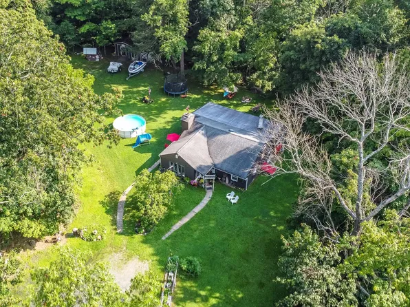 2903 Mountain Laurel Ln, Harleysville, PA 19438