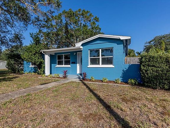 3rd image of 131 40th Ave NE
