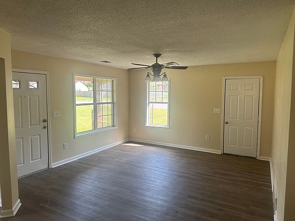 4th image of 4109 Knob Dr