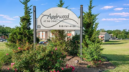 Applewood At The Cove Apartments Photo 1
