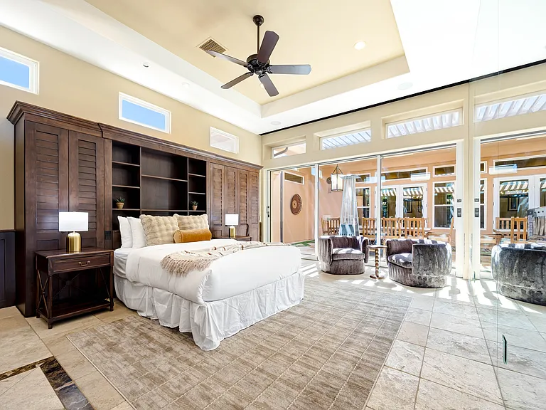 Suite 2
