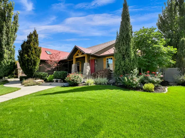 2579 W Farmview Ln, South Jordan, UT 84095