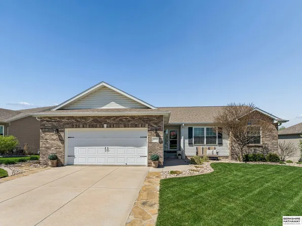 19750 Bellbrook Blvd, Gretna, NE 68028