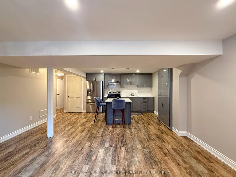 51 Sorbonne Dr — Photo 3