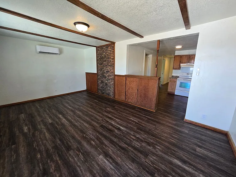 214 W Mathews St #1013 — Photo 2