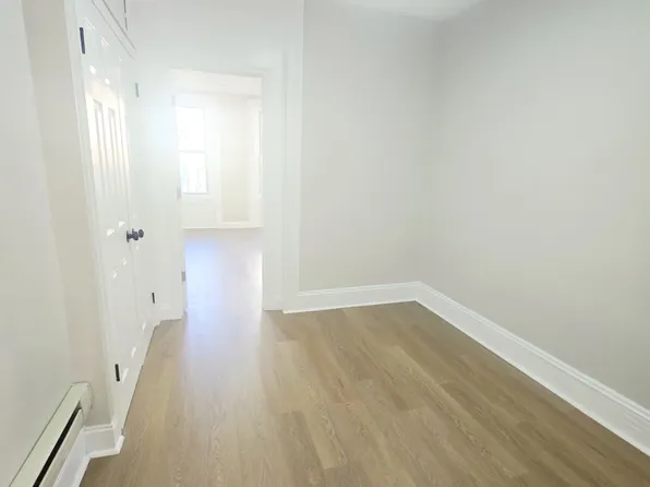 353 8th Street image 8 of 10