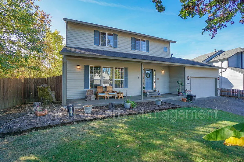 4 bed, 2.5 bath, 1872 sqft, $3,095 — Photo 3