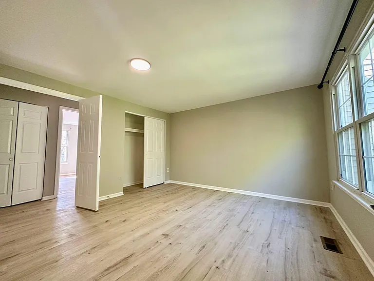4 Abbey Bridge Ct — Photo 21
