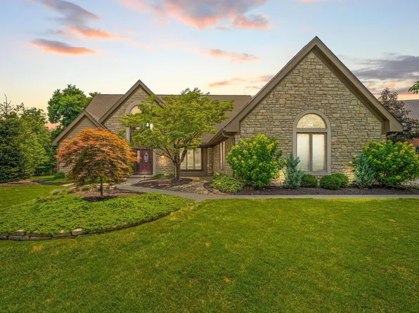 2908 Atoll Dr, Lewis Center, OH 43035
