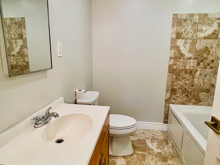 1334 Madera Ave — Photo 10