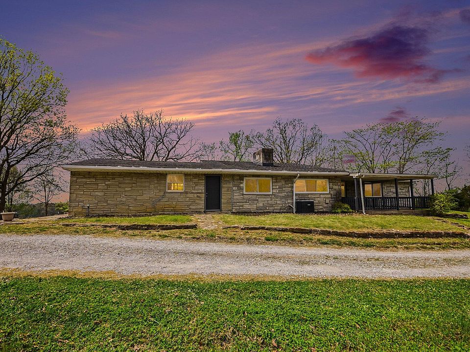 1st image of 742 Smith Hiteman Rd