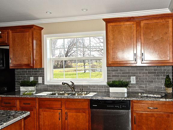 Maple Kitchen Cabinets