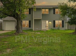 5081 Holly Farms Dr, Virginia Beach, VA 23462
