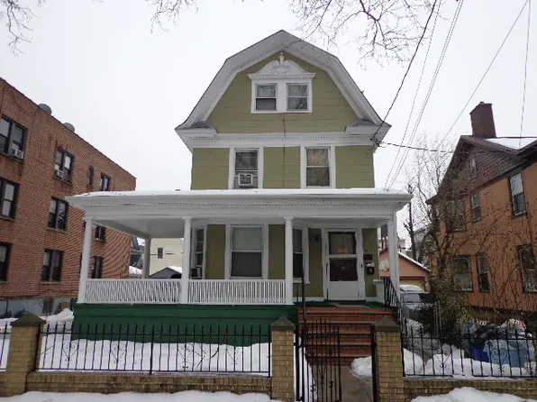 8726 114th St, Richmond Hill, NY 11418