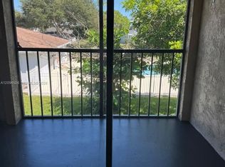617 Ixoria Ave APT 16, Fort Pierce, FL 34982