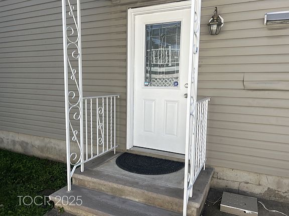 2nd image of 346 River Dr Floor 1