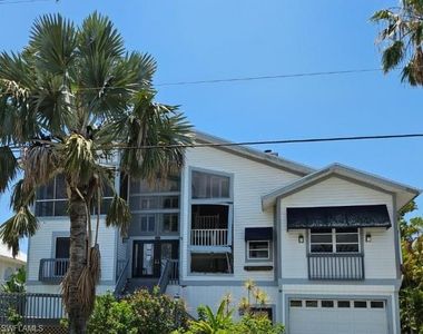 11841 Isle Of Palms DR, Fort Myers Beach, FL, 33931