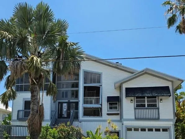 11841 Isle Of Palms DR, FORT MYERS BEACH, FL 33931