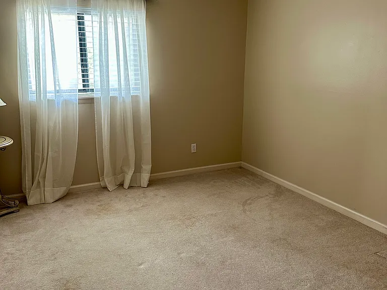 4336 Lakeshore Ln #304 — Photo 9