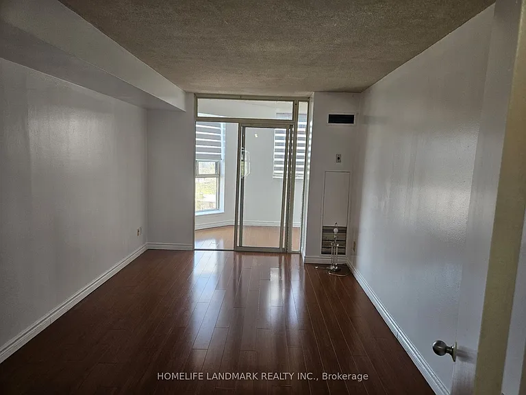2460 Eglinton Ave E #901 — Photo 5