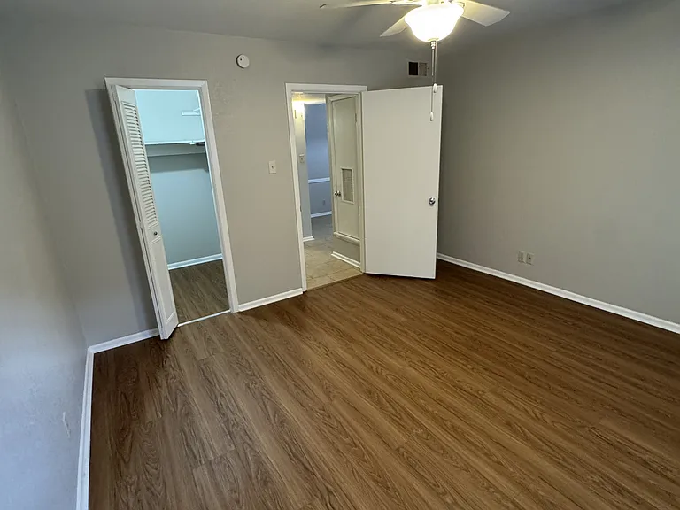 1045 Shook Ave #1-158 — Photo 17