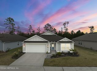 65669 Edgewater Dr, Yulee, FL 32097