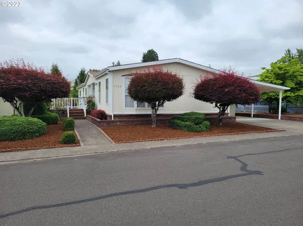 1504 Mountain View Dr Space 120, Forest Grove, OR 97116