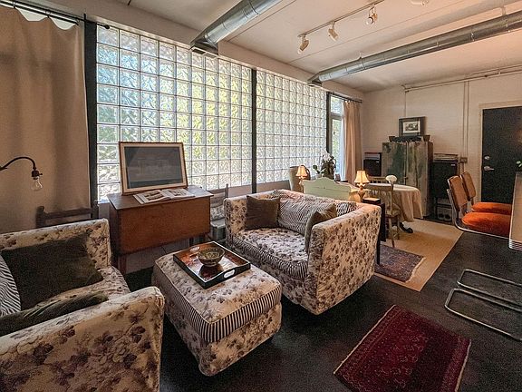 4th image of 1605 Gordon Ave APT 1