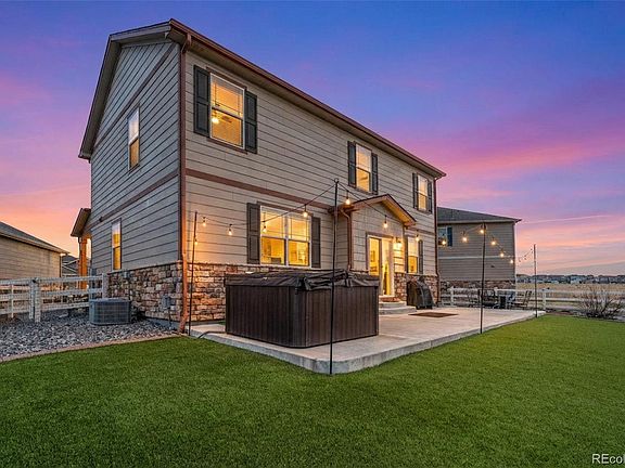 2nd image of 5849 Echo Park Circle