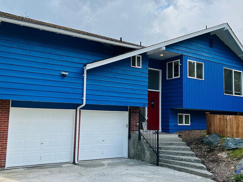 1st image of 2220 97th Dr SE