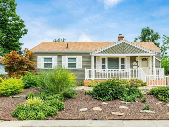 1834 E Beaumont Rd, Columbus, OH 43224