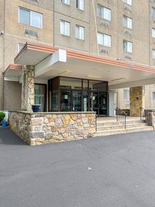 120 Huntington Turnpike #606, Bridgeport, CT, 06610