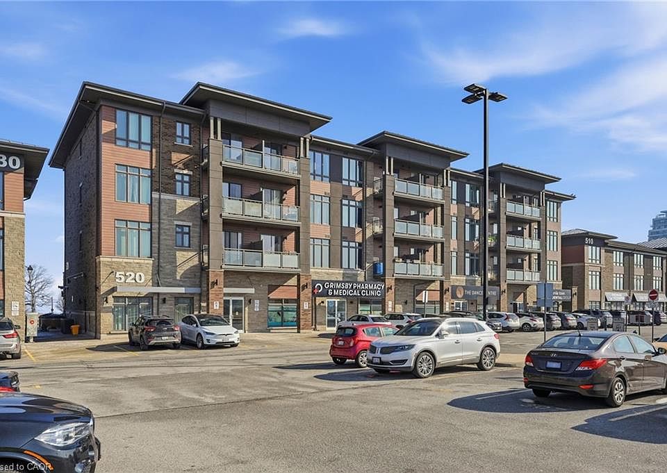 1st image of 520 Service Rd #411