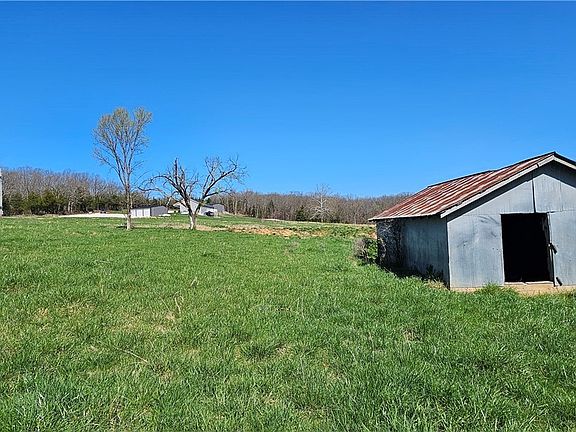 4th image of 108 Greystone Rd