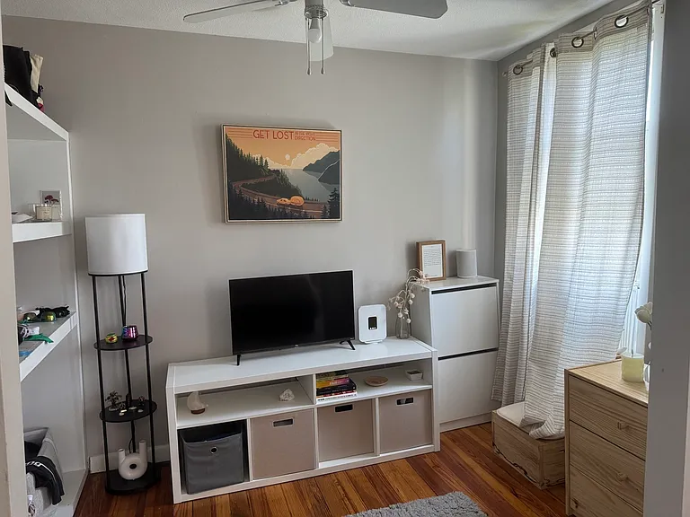 137 Havre St #3 — Photo 3