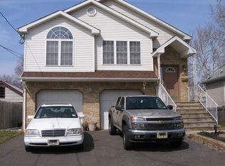 305 W Webster Ave, Roselle Park, NJ 07204