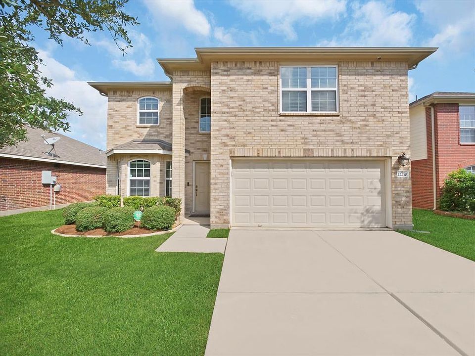 1st image of 22230 Guston Hall Ln