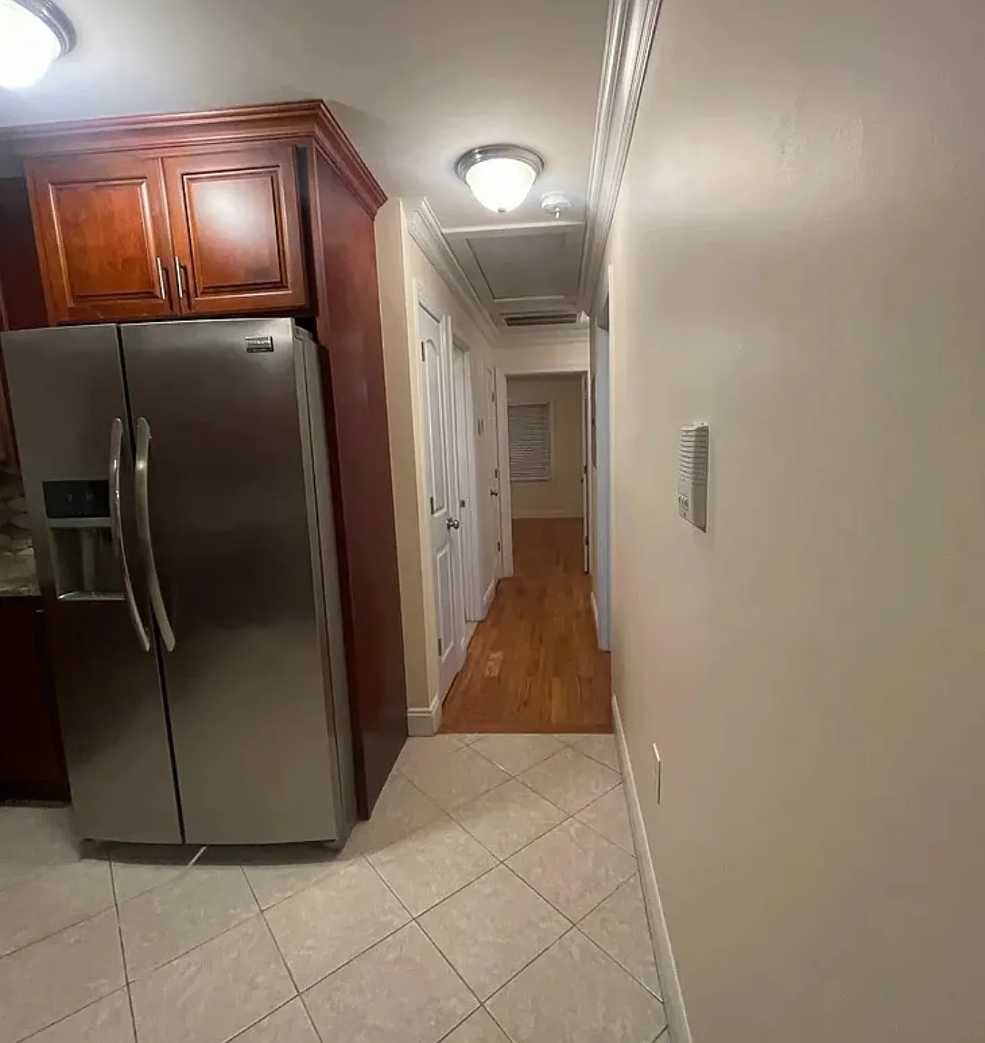 3 bed, $3,400 — Photo 2