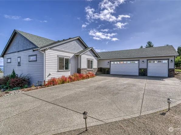 7840 E Fir Street, Port Orchard, WA 98366