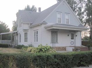 112 S Logan Ave, Oakland, NE 68045